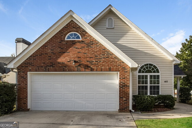 property at 40 Belltree Cir