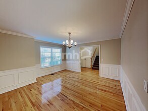 1068 Blairfield Dr in Antioch, TN - Building Photo - Building Photo