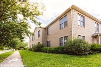 901 Moro St in Manhattan, KS - Building Photo - Building Photo