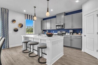 75 Hickory Ln in Lawrenceville, GA - Building Photo - Building Photo