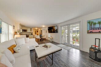 394 Burton Dr in Tavernier, FL - Building Photo - Building Photo