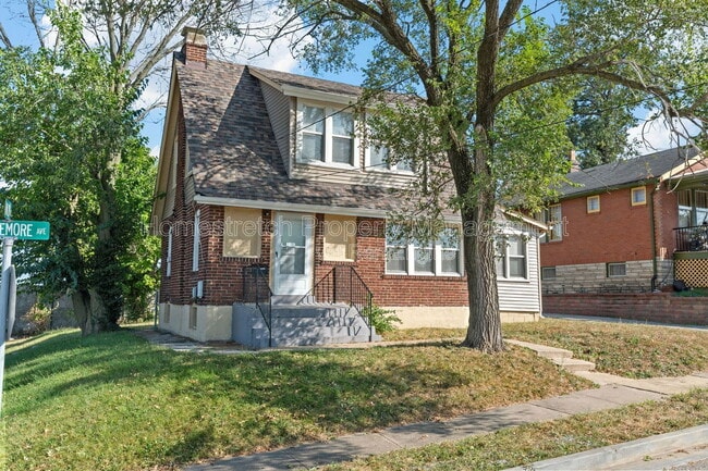 property at 44 Blakemore Pl