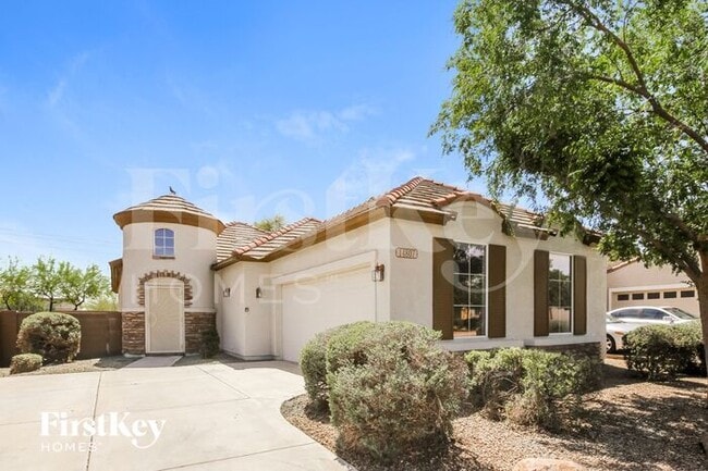 14807 W Wethersfield Rd in Surprise, AZ - Foto de edificio - Building Photo