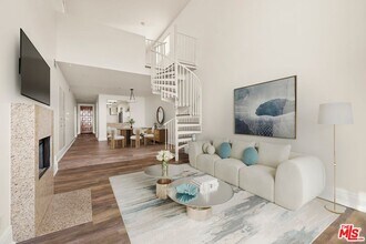 311 Ocean Ave in Santa Monica, CA - Building Photo - Building Photo