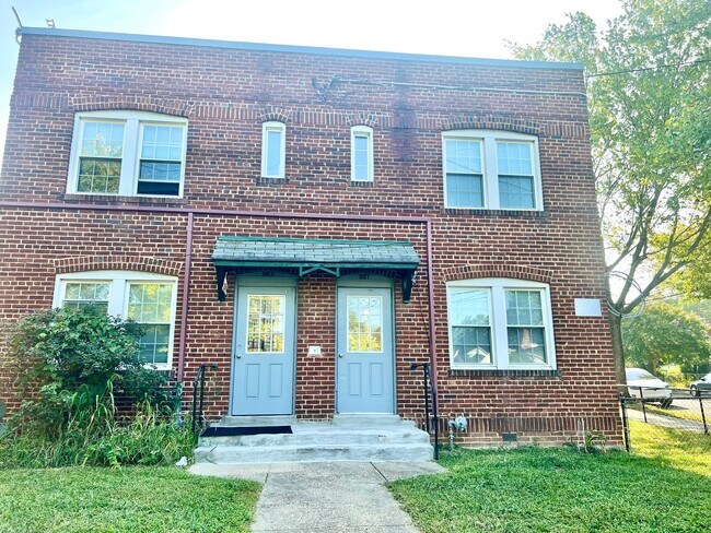 501 45th St NE in Washington, DC - Building Photo - Building Photo