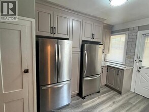 416 Randolph Ave in Windsor, ON - Foto de edificio - Building Photo