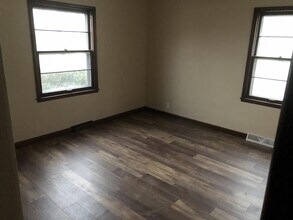 32 Wilson Ave SW in Cedar Rapids, IA - Building Photo - Building Photo
