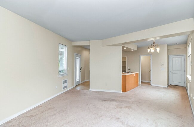 825 Hawthorne St in Everett, WA - Building Photo - Building Photo