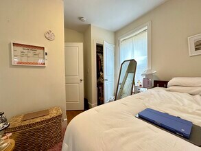 836 Huntington Ave, Unit 1 in Boston, MA - Foto de edificio - Building Photo