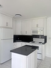 1801 NE 25th Ave in Pompano Beach, FL - Building Photo - Building Photo