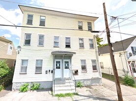 37 Fulton St in Lowell, MA - Building Photo