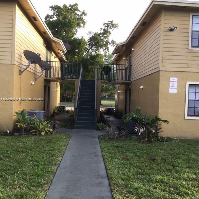 7625 Tam Oshanter Blvd in North Lauderdale, FL - Building Photo