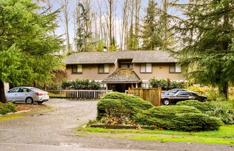 2237 S 333rd St in Federal Way, WA - Foto de edificio - Other