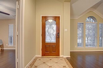 4611 Summer Lakes in Sugar Land, TX - Building Photo - Building Photo