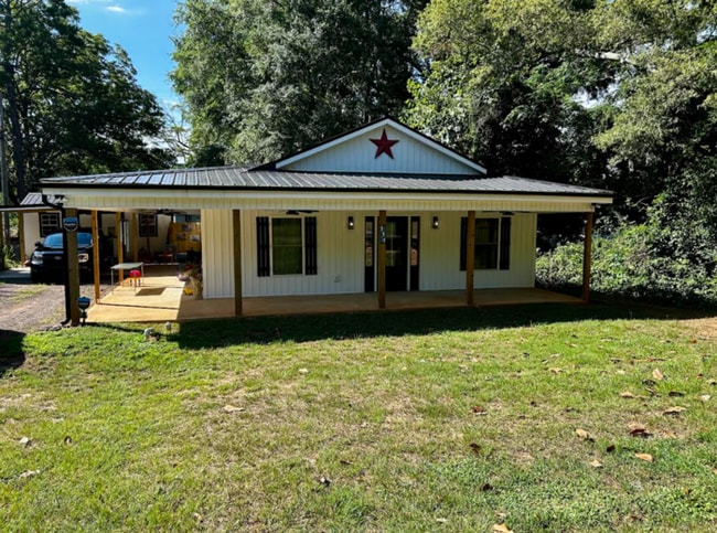 111 Stevenson Dr in Belton, SC - Building Photo - Building Photo