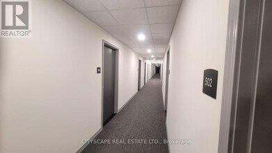 181 Elmira Rd S in Guelph, ON - Building Photo - Building Photo