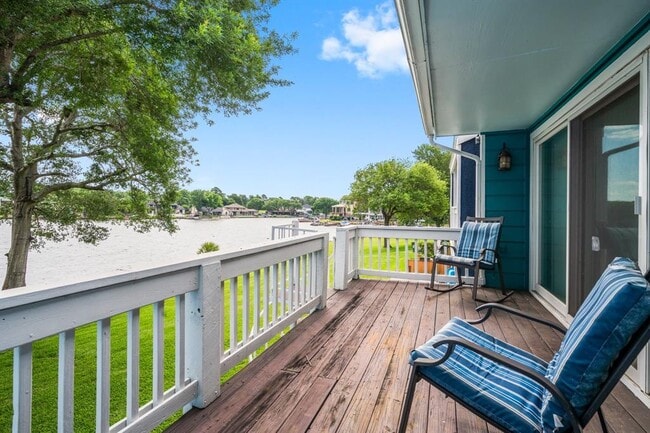 property at 1429 Bowsprit Point
