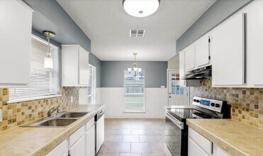 7013 Powderhorn Ct in Corpus Christi, TX - Building Photo - Building Photo