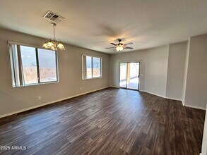 7010 S 37th Glen in Phoenix, AZ - Building Photo - Building Photo