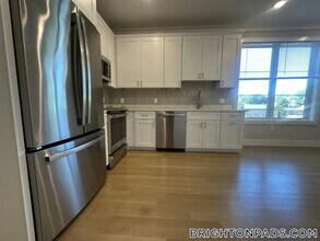 104-106-106 Warren St in Boston, MA - Building Photo - Building Photo