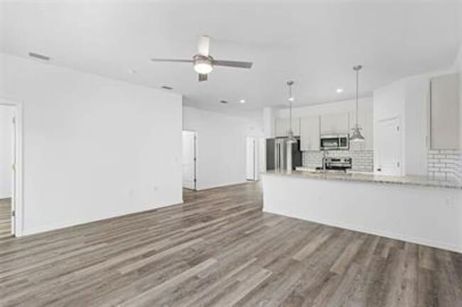 4426 24th St SW in Lehigh Acres, FL - Building Photo - Building Photo