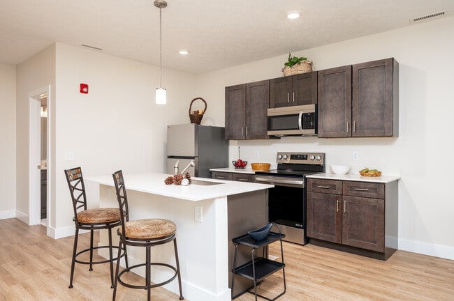 Churchwoods Apartments in Lafayette, IN - Building Photo - Interior Photo