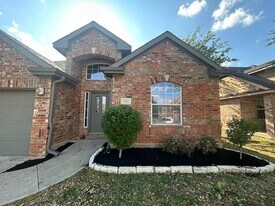 1813 Glen Aerie Dr in Corinth, TX - Building Photo