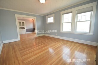 896 Fellsway, Unit 3 in Medford, MA - Building Photo - Building Photo