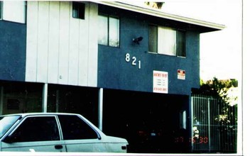 821 S Mariposa St in Glendale, CA - Building Photo - Building Photo