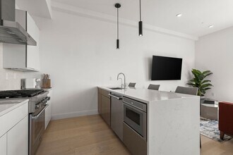 20 W 5th St, Unit 5A in Boston, MA - Building Photo - Building Photo