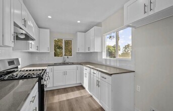 1881 Verdugo Loma Dr in Glendale, CA - Building Photo - Building Photo