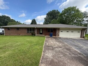 3006 Lakewood Dr in Rainbow City, AL - Building Photo - Building Photo