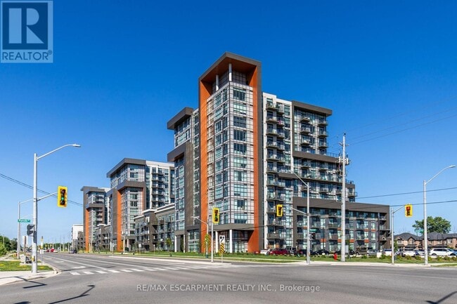 property at 450 Dundas St E