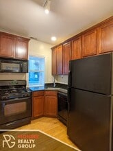3240 N Clifton Ave in Chicago, IL - Building Photo - Building Photo