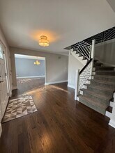 551 83rd St in Burr Ridge, IL - Building Photo - Building Photo