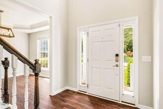 200 Worsham Dr in Chapel Hill, NC - Foto de edificio - Building Photo