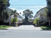 614-620 N Mar Vista Ave in Pasadena, CA - Foto de edificio - Building Photo