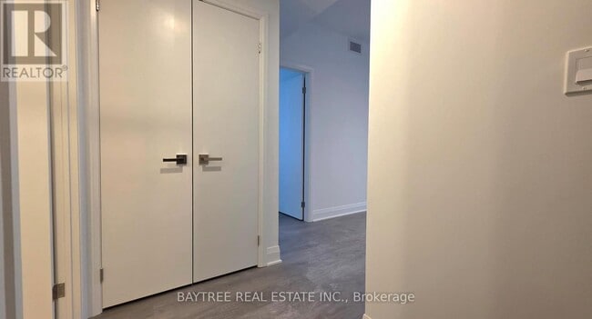 property at 2 Erskine Rd