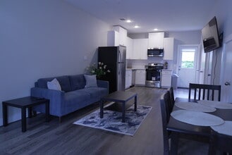 5329 Higgins St in Houston, TX - Building Photo - Building Photo