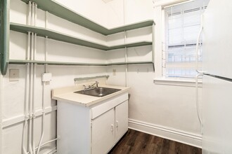 70 Queensberry St, Unit 16 in Boston, MA - Building Photo - Building Photo