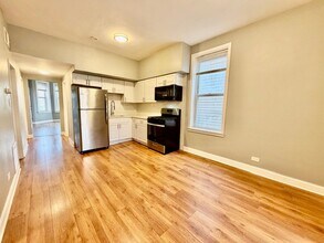 5144 S Hermitage Ave in Chicago, IL - Building Photo - Building Photo