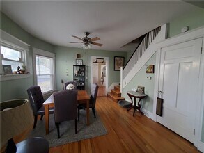 274 Field St in Rochester, NY - Foto de edificio - Building Photo