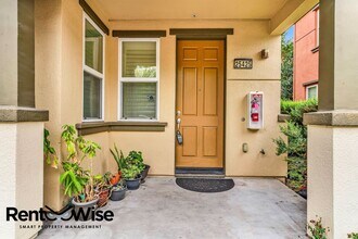 25425 Huntwood Ave in Hayward, CA - Building Photo - Building Photo