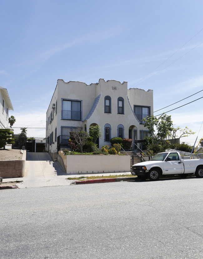 960 S Berendo St in Los Angeles, CA - Building Photo - Building Photo