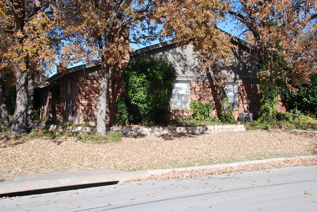 7500-7518 Windhaven Rd in North Richland Hills, TX - Building Photo - Building Photo