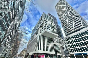 121 St Patrick St in Toronto, ON - Building Photo