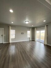 3809 E Cunninghill Dr in Eagle Mountain, UT - Building Photo - Building Photo