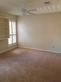 701 Bering Dr photo'