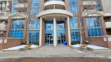 233 Beecroft Rd in Toronto, ON - Building Photo - Building Photo