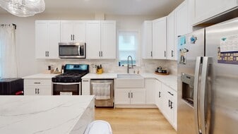 12 York St, Unit 1 in Boston, MA - Building Photo